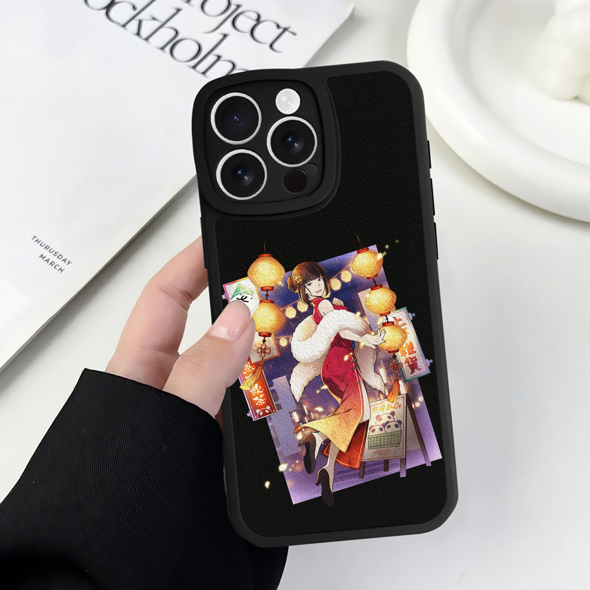 （画像用） 文豪ストレイドッグス Bungo Stray Dogs 【iPhone 16シリーズ対応】シリコンスマホケース（レザー調） 材質：シリコン